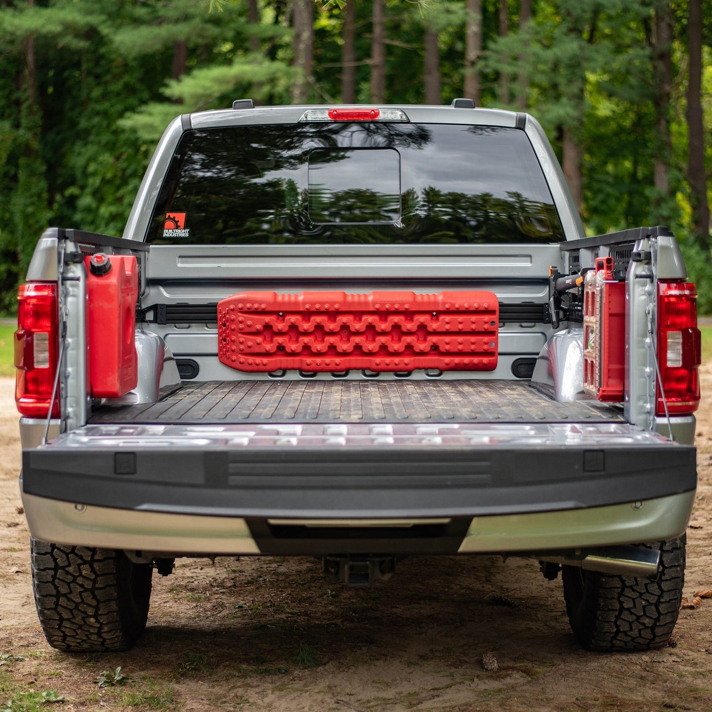 BUILTRIGHT INDUSTRIES - BULKHEAD ACCESSORY RAIL SYSTEM (F-SERIES 17+)