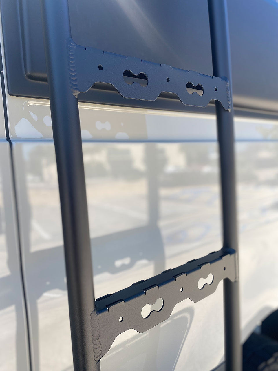 ALUMINESS - LEGACY SIDE LADDER (SPRINTER)