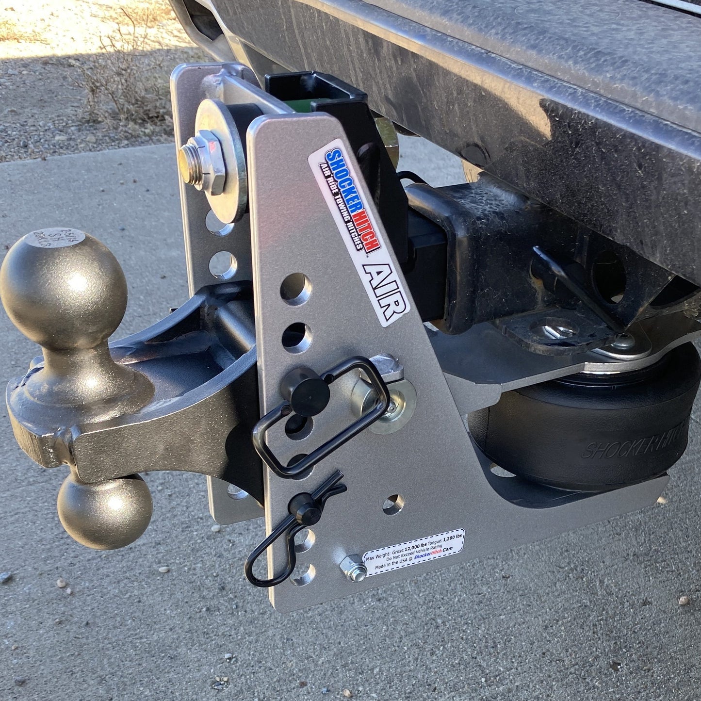 Shocker Streamline 10K Aluminum Air Hitch with Combo Ball Mount (2″ & 2-5/16″ Balls)