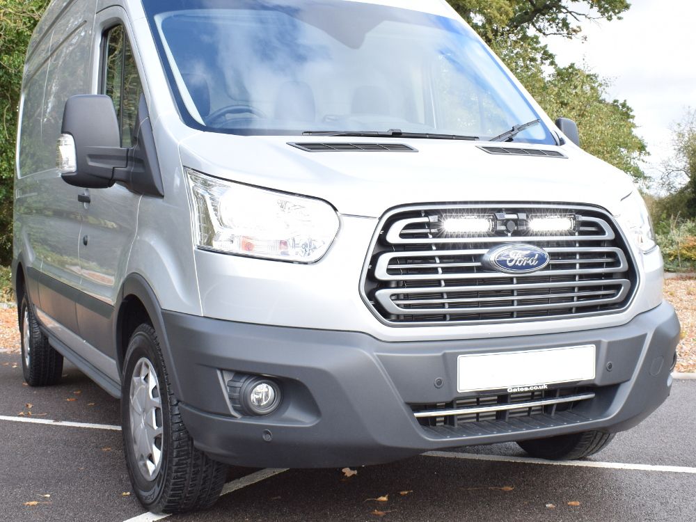 TRIPLE-R GRILLE KIT (FORD TRANSIT 2015+)