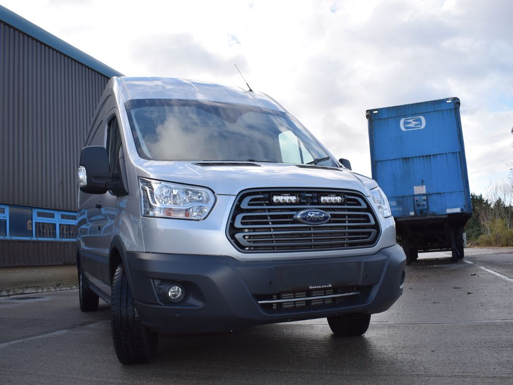 TRIPLE-R GRILLE KIT (FORD TRANSIT 2015+)