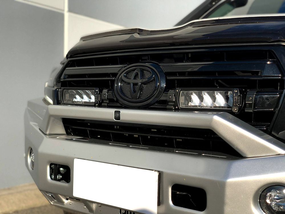 TRIPLE-R TOYOTA LAND CRUISER 200 SERIES GRILLE KIT