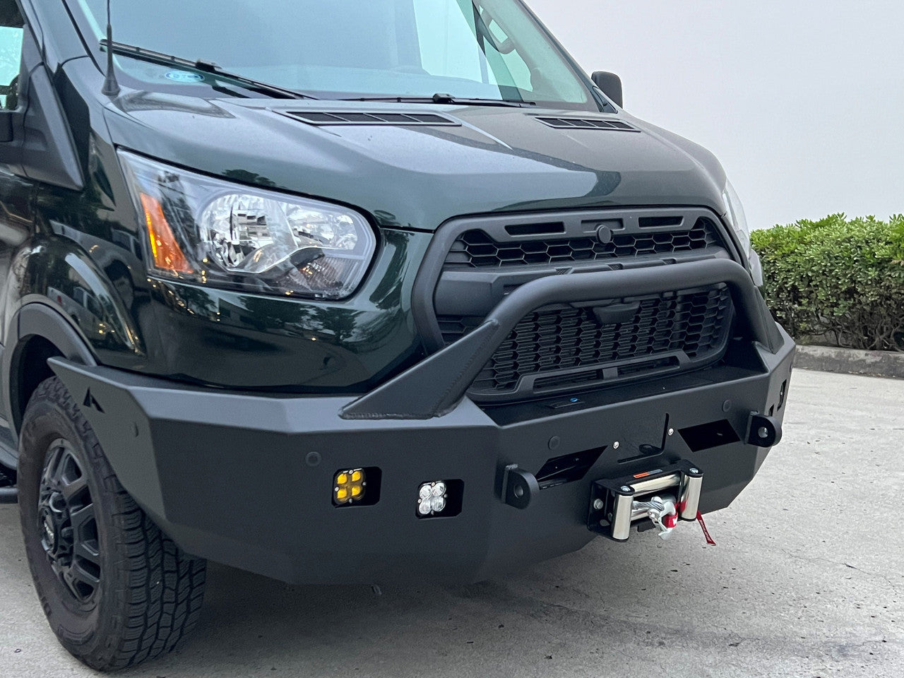 ALUMINESS - FRONT WINCH BUMPER (TRANSIT 2020+)