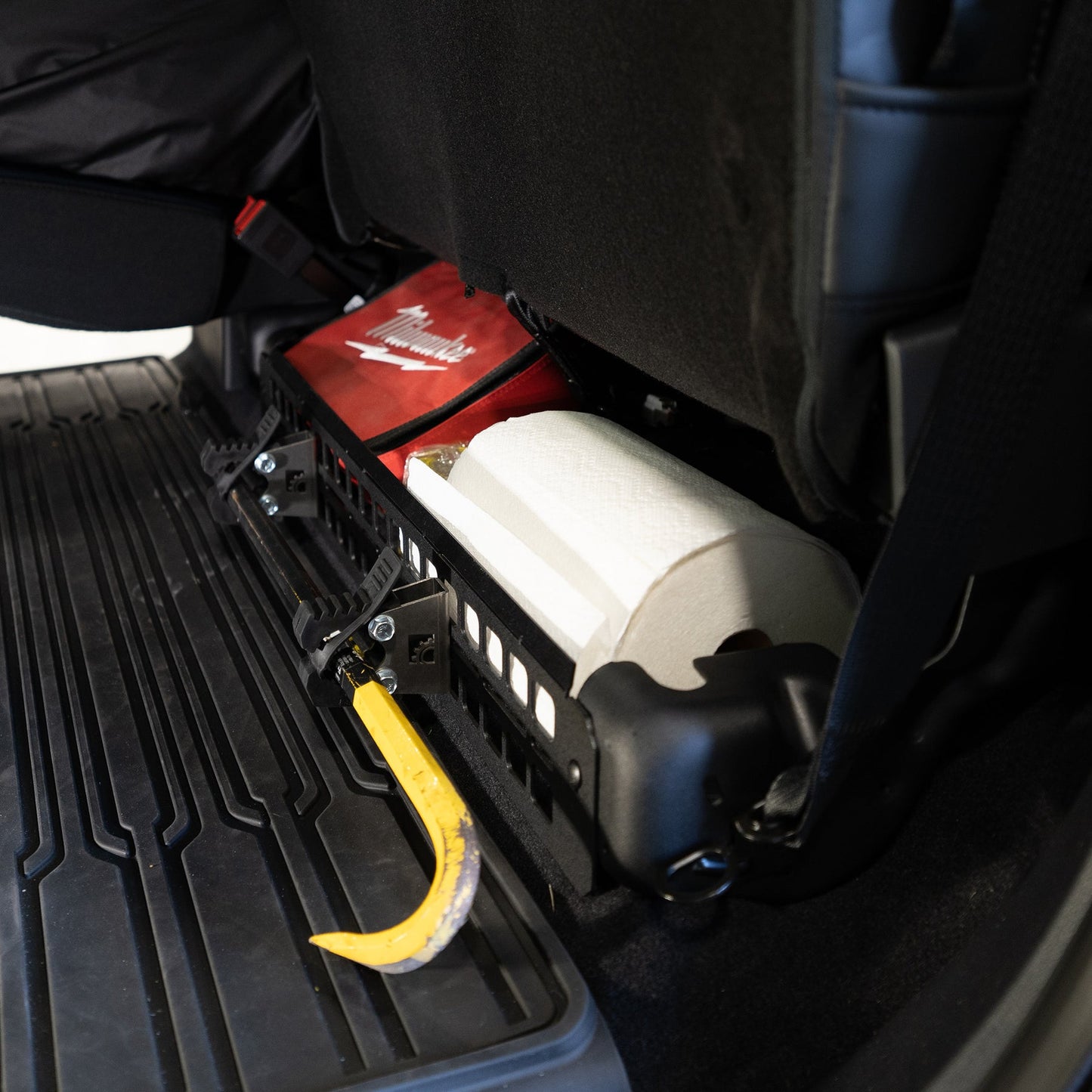 BUILTRIGHT - SEAT BOTTOM DIVIDER PANEL (SUPER DUTY 2017+)