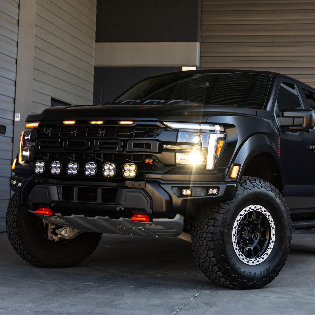BAJA DESIGNS - FORD 6 XL LINKABLE BUMPER LIGHT KIT - 2024-2025 FORD F-150 RAPTOR R/37