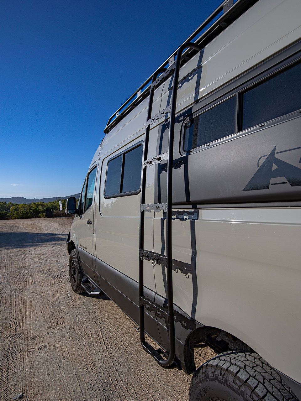 ALUMINESS - LEGACY SIDE LADDER (SPRINTER)