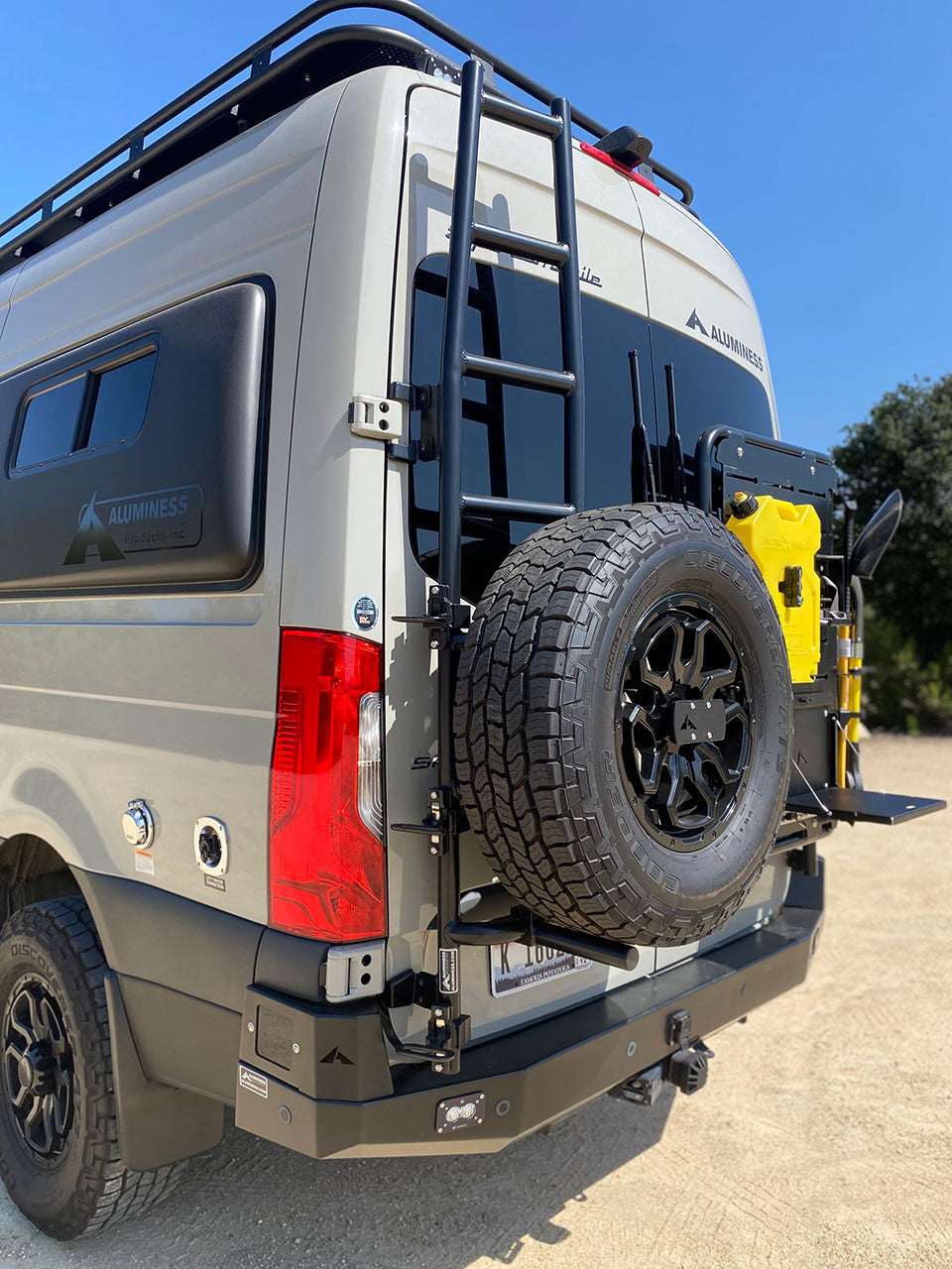 ALUMINESS - REAR DOOR LADDER (Sprinter 2019+)