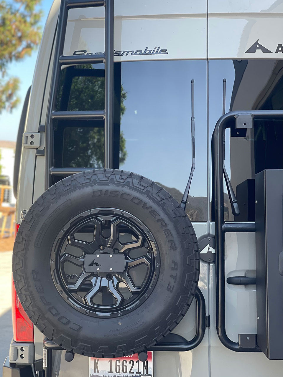 ALUMINESS - REAR DOOR LADDER (Sprinter 2019+)